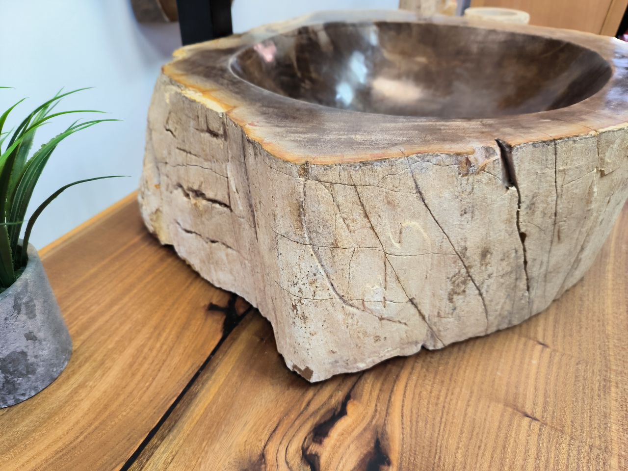 photo_2025-05-14_16-21-49