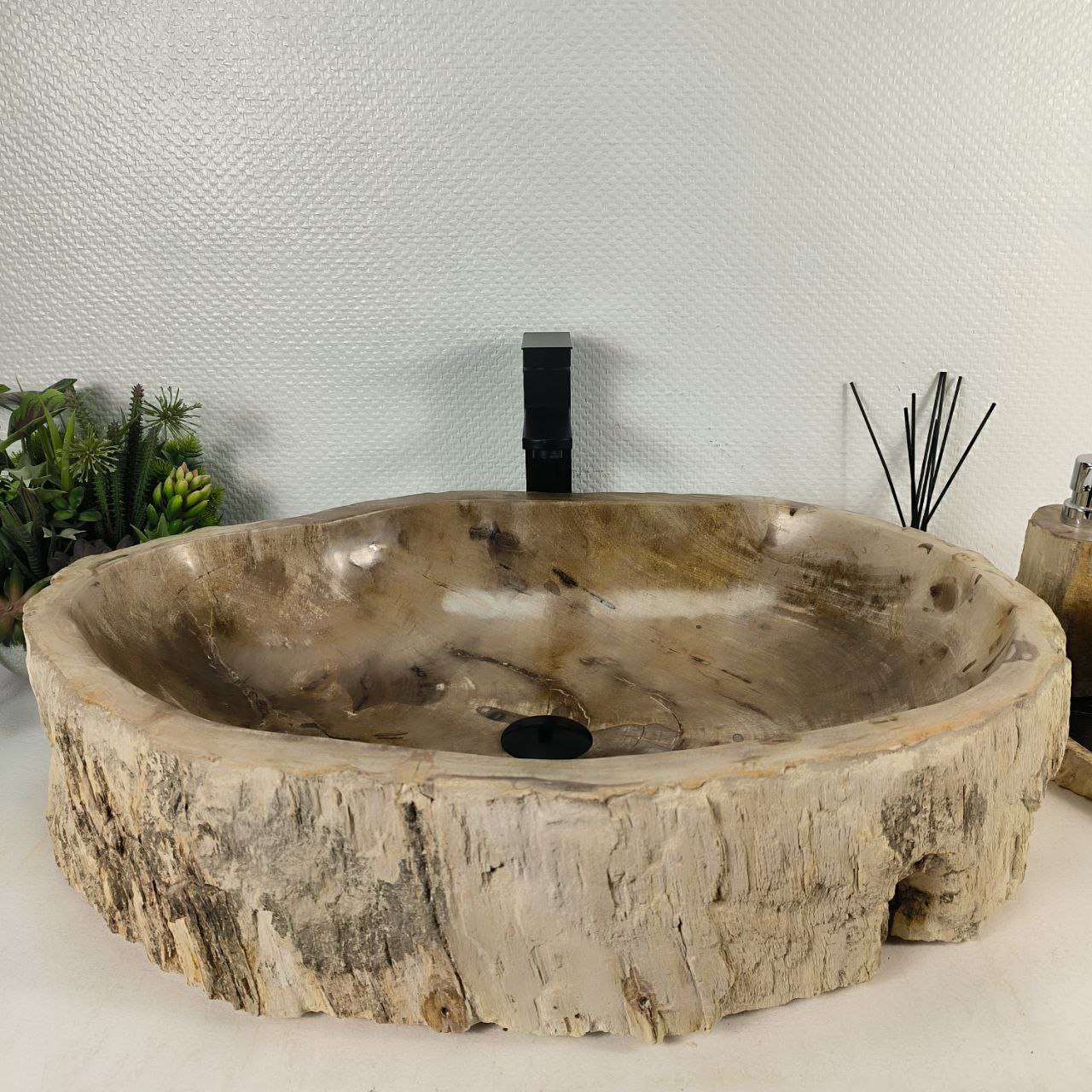 qjhq41eykwml5g1v8q23t5xm16i08u93