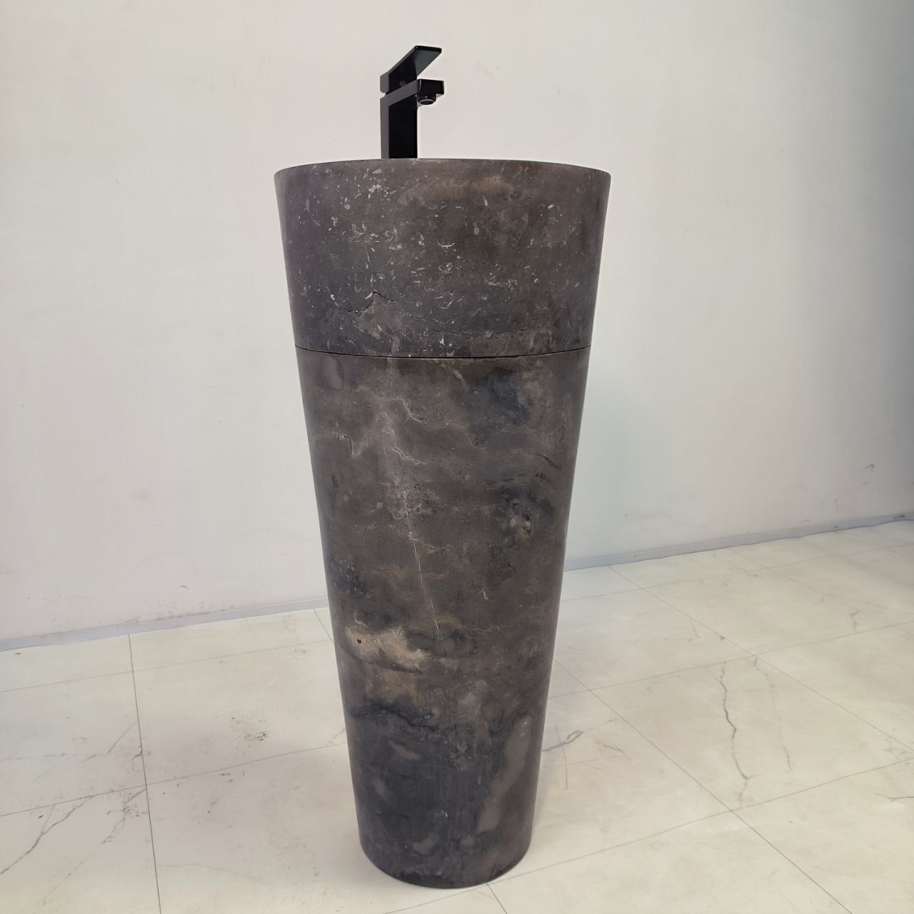 Раковина напольная из мрамора Black MN-66120 (40*40*90)