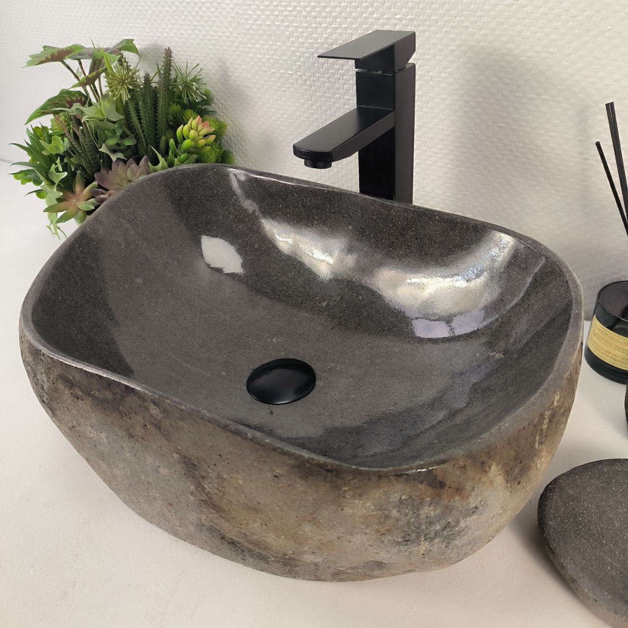 c5lhqnj71a0s5tdddp3uxcqyb39m7kdg