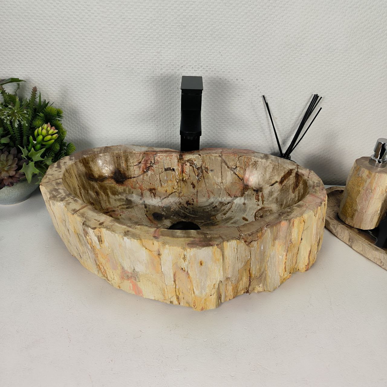 fcer2aehzm7eslltycn7q6fxubv84ype