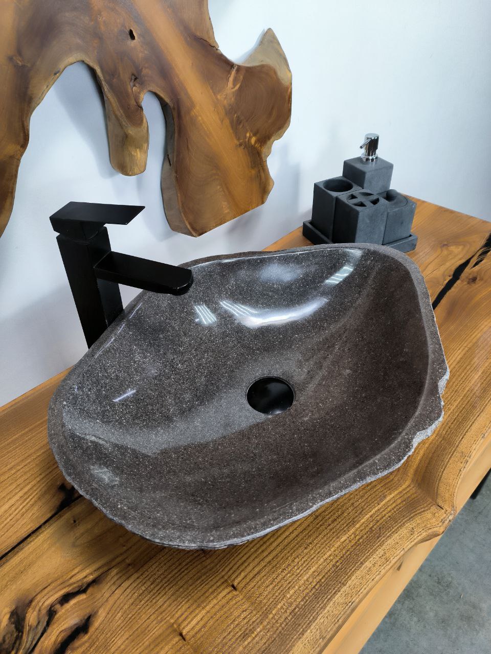 4f97c3f1-0b00-429e-b01f-4ad69035e547