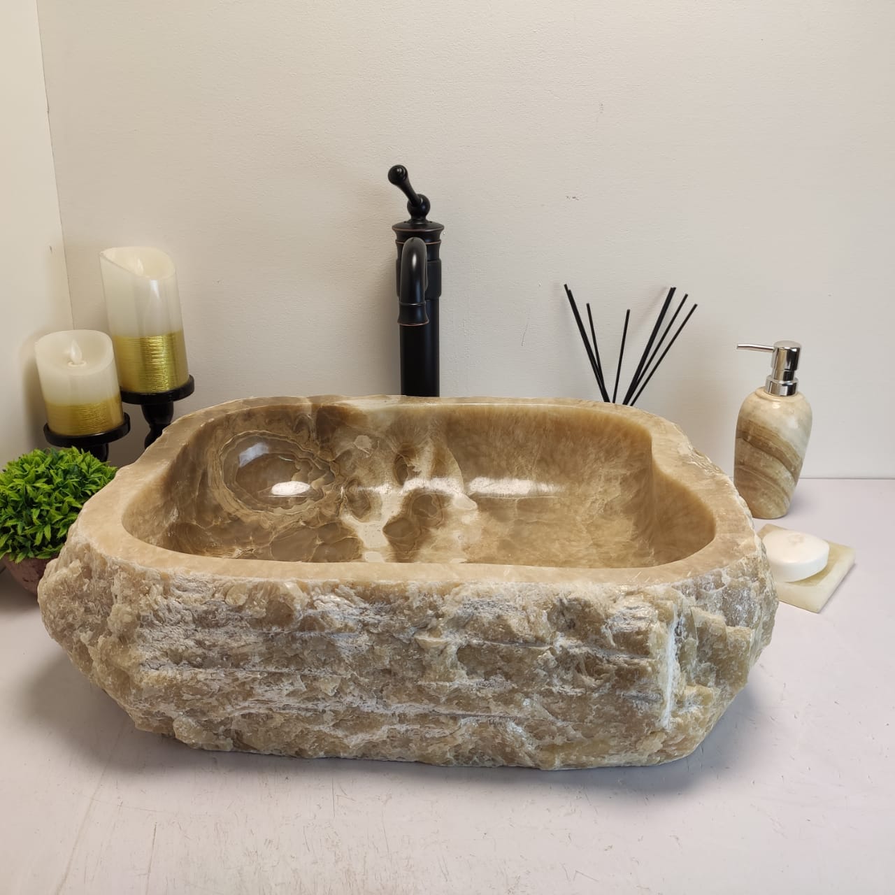 6b584285e5c14eac7347d9497c9b09d0