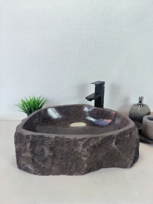 0d896154-5b2a-422c-bca1-cc063403ddb4