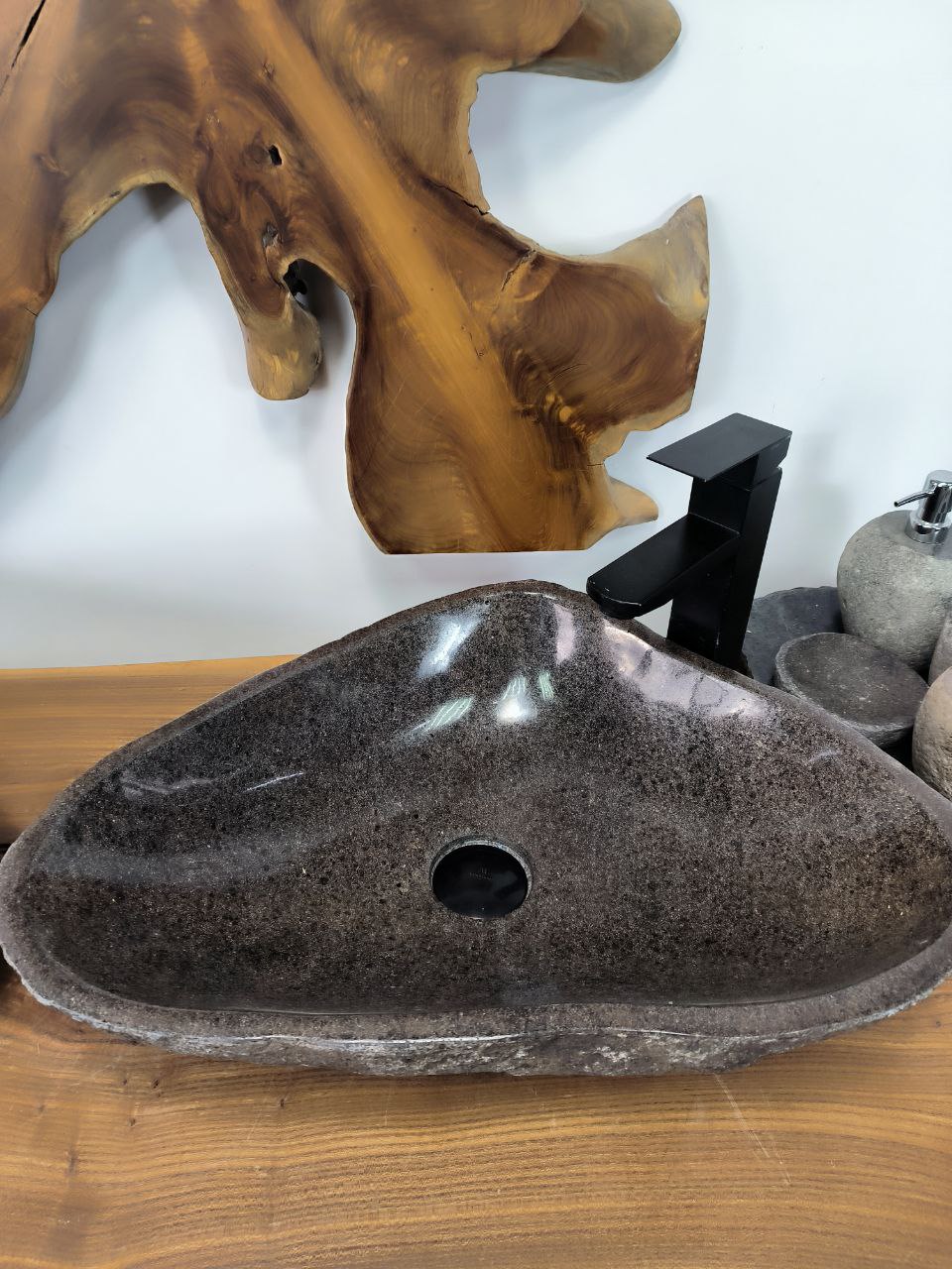 01a84343-59f7-4c31-9c7e-abf4ee768224