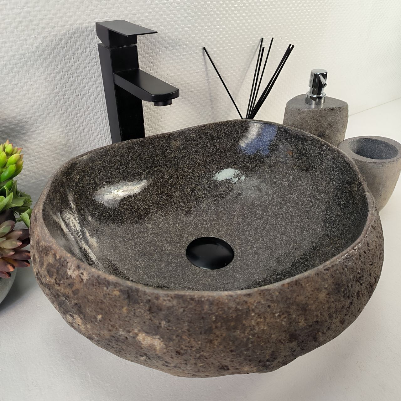 Раковина из речного камня RS-65417 42*39*15 из натурального камня