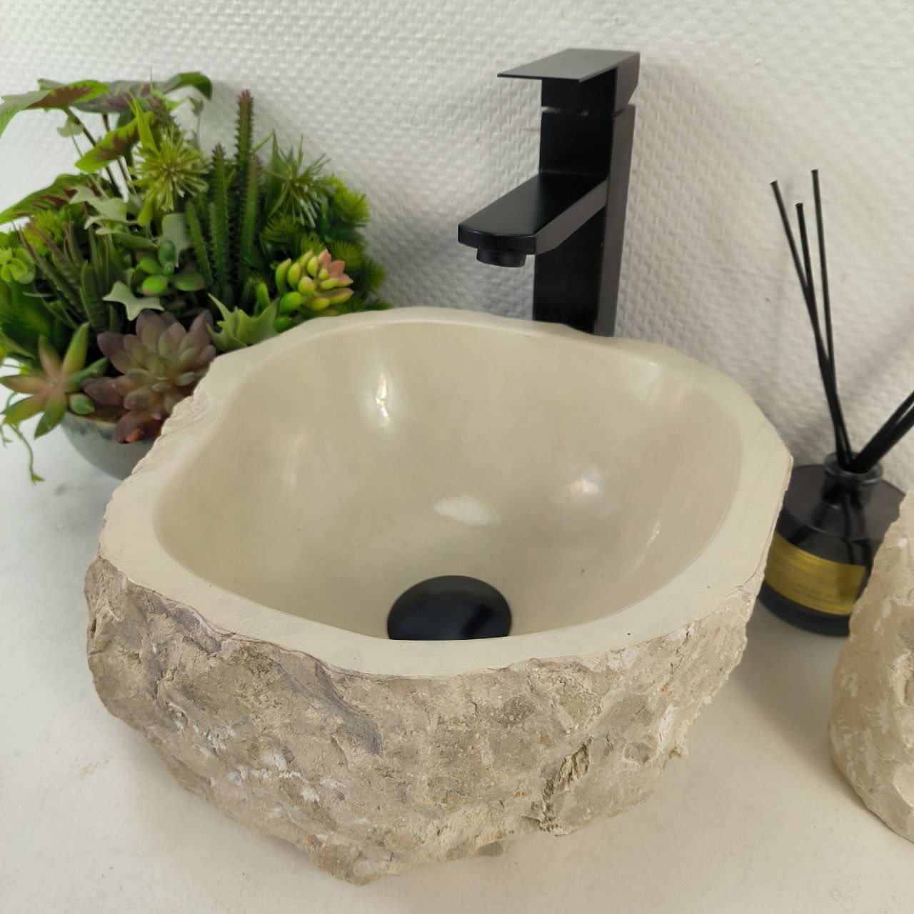Раковина из мрамора Erozy Cream EM-65573 33*30*15 из натурального камня