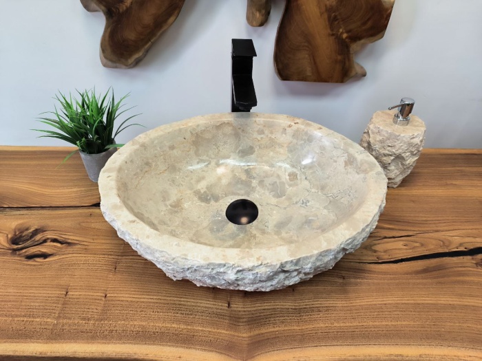 photo_2025-05-14_12-14-35