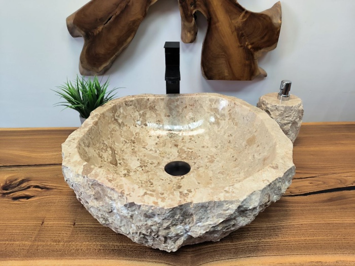 photo_2025-05-14_15-13-48