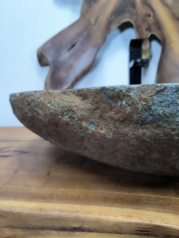 Раковина из речного камня RS-66402 62х42х15 из натурального камня