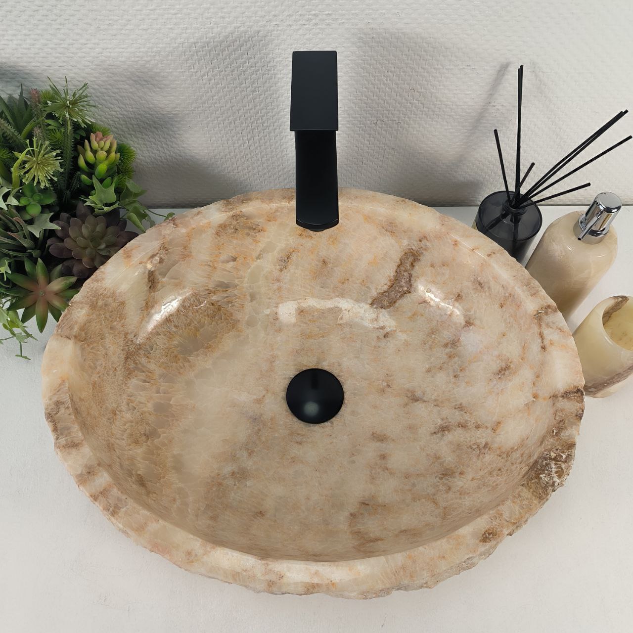 tt287kbw5avdr9uv37vn67fvihnnwdbo