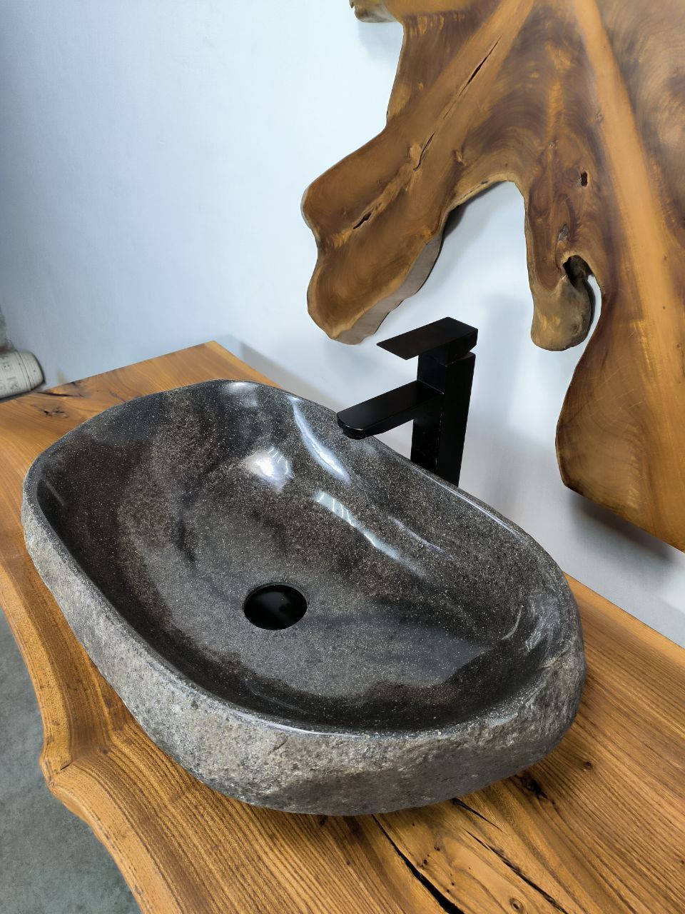 Раковина из речного камня RS-66707 60х38х15 из натурального камня
