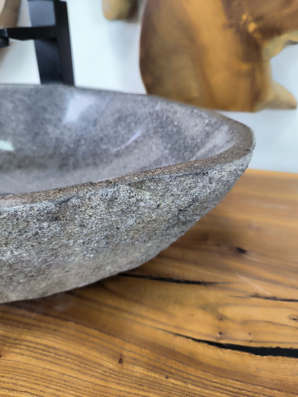 Раковина из речного камня RS-66578 58х37х15 из натурального камня