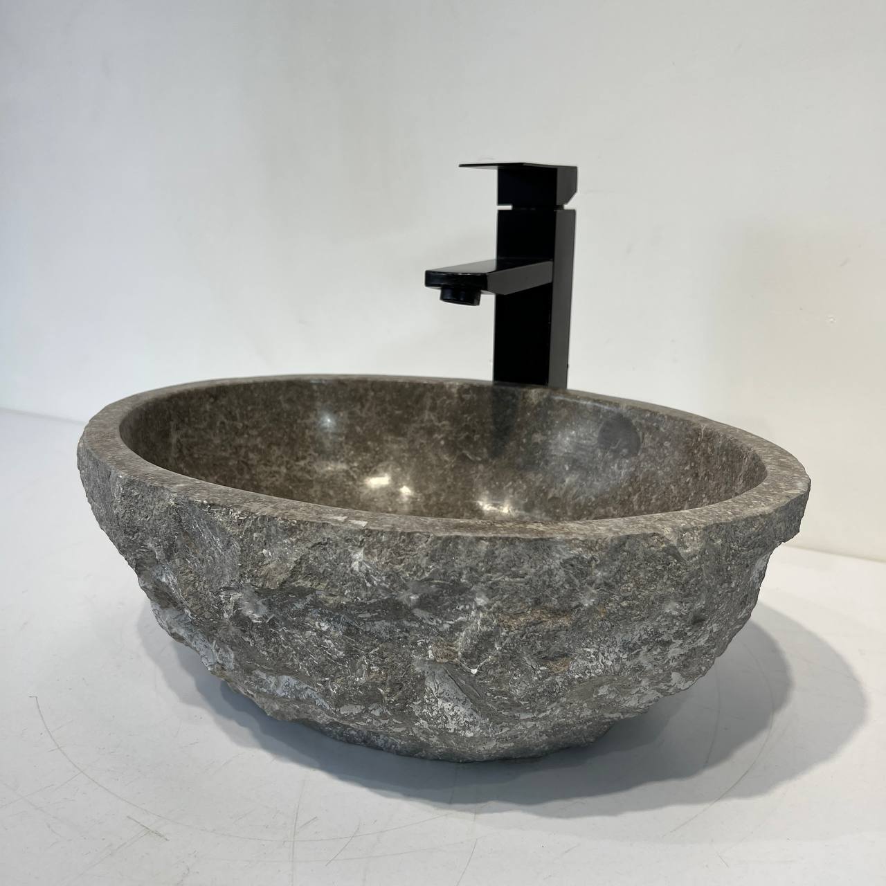 Раковина из мрамора Erozy Grey EM-67042 39*30*14 из натурального камня