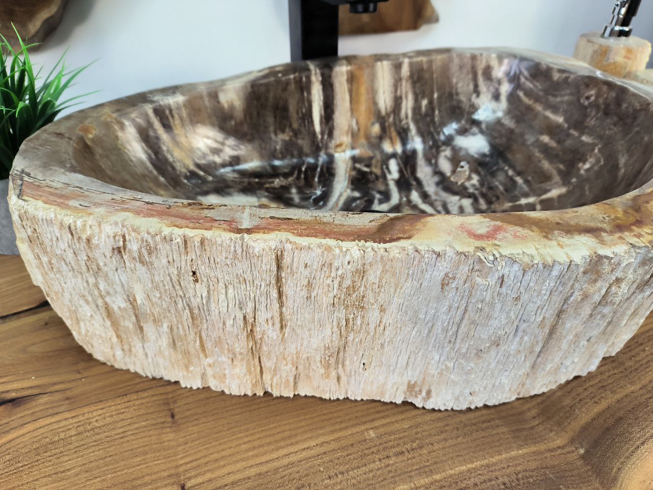 photo_2025-05-15_16-41-44