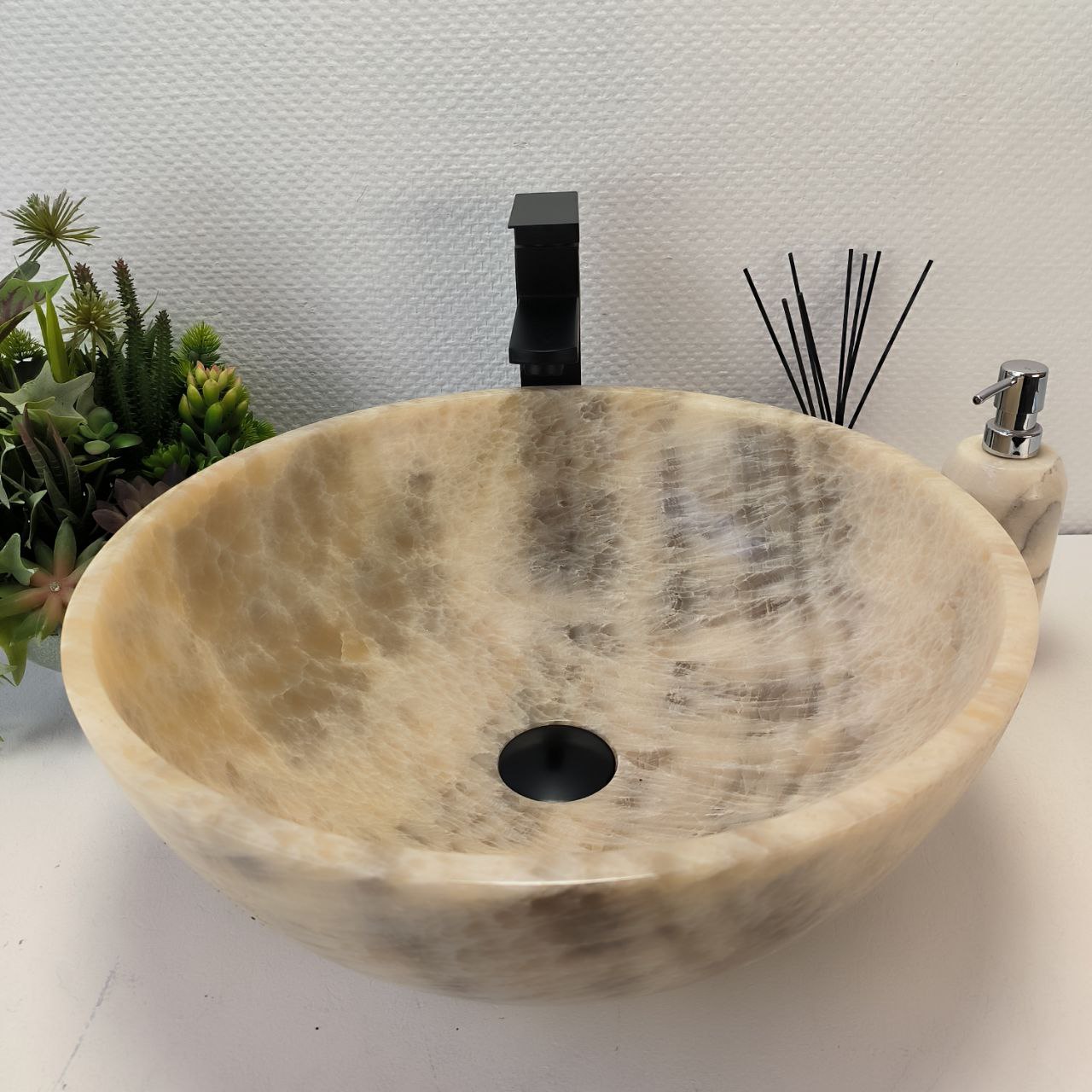 oyucei0pfsfd1q9bn3iklv6vol4tjsj5