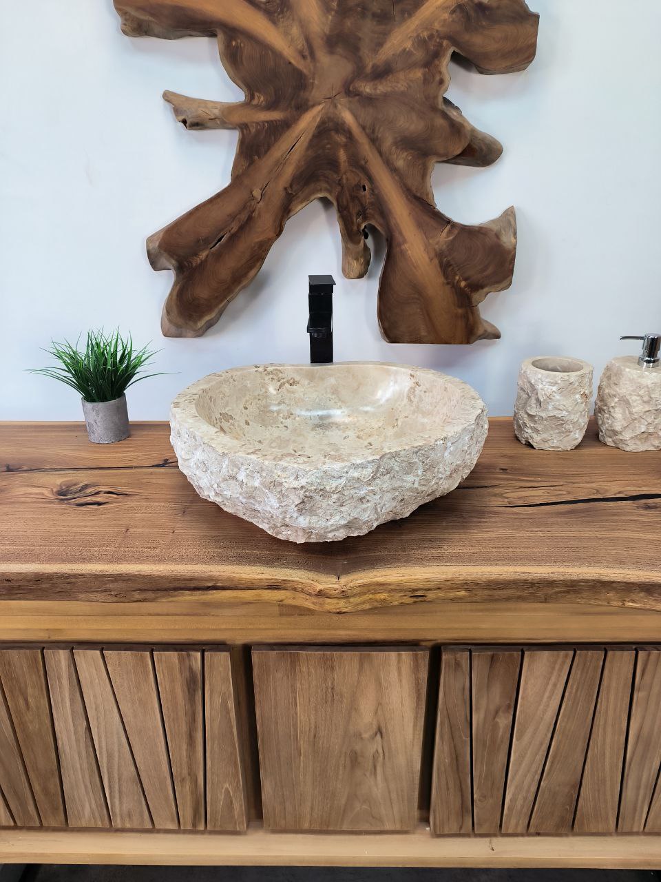 photo_2025-05-17_09-50-54