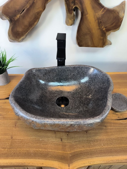 photo_2025-05-16_10-00-55