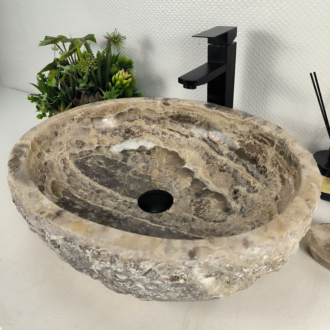 edetkboosv1g9141d5nnllggf18bdzrw