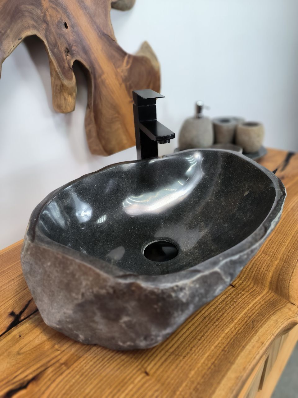 Раковина из речного камня RS-66448 49х37х15 из натурального камня
