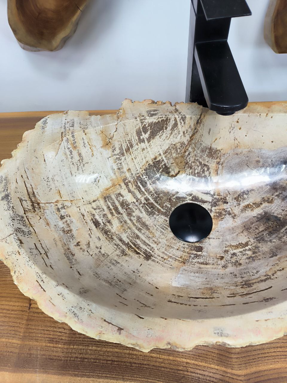 4be5b8ff-9e1e-4772-acb2-574d4580b758