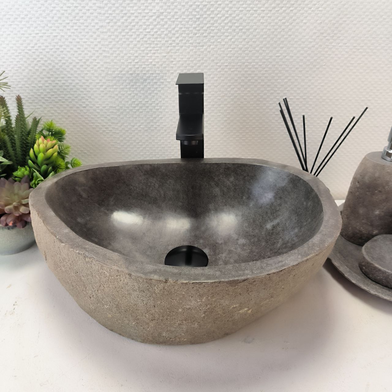 a8uu11pyrh32wq9vhvjik3wxk4ac0age