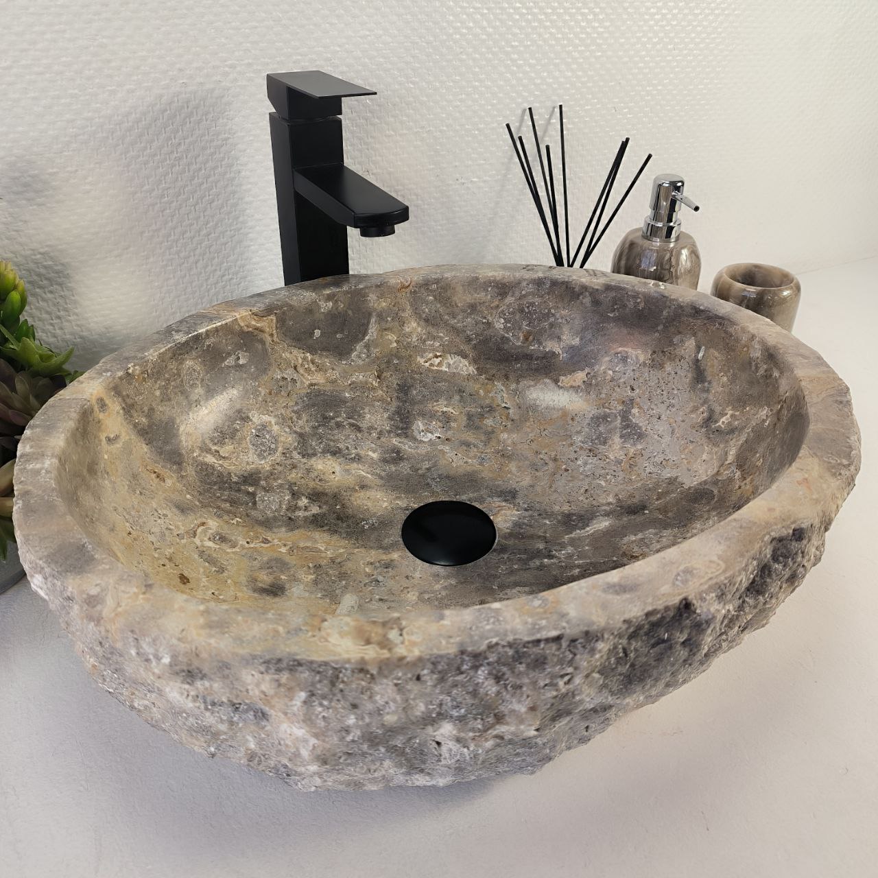 5q1lx8gnhgwg0q18hniyy6xfuvj56dyn