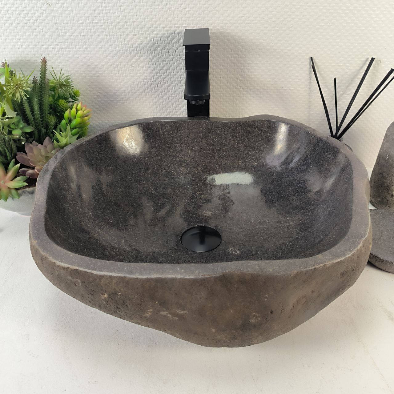 jnv1wl5enzji5a1k3laowbgz6ms62u4g