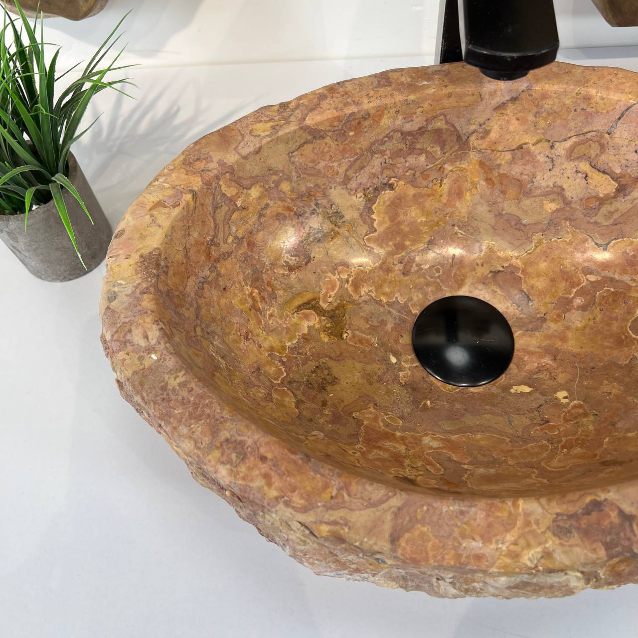 Раковина из мрамора Erozy RED EM-66843 41*32*14 из натурального камня 