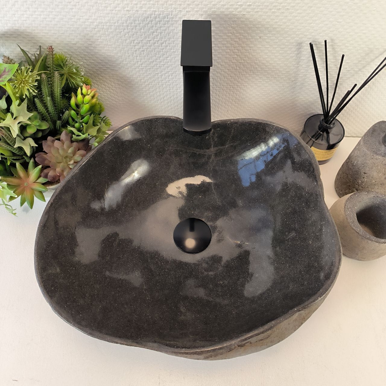 Раковина из речного камня RS-65391 43*39*15 из натурального камня