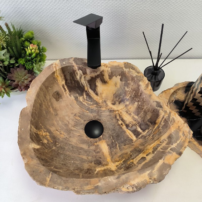 3f2ivfdzn38whmtxtit561ouezzvpog9