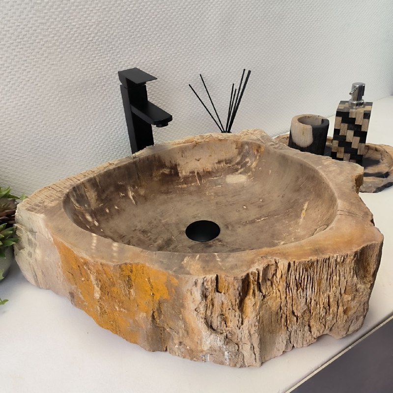 eraujlz1tyzag6u4zsws740jxys0m6tt