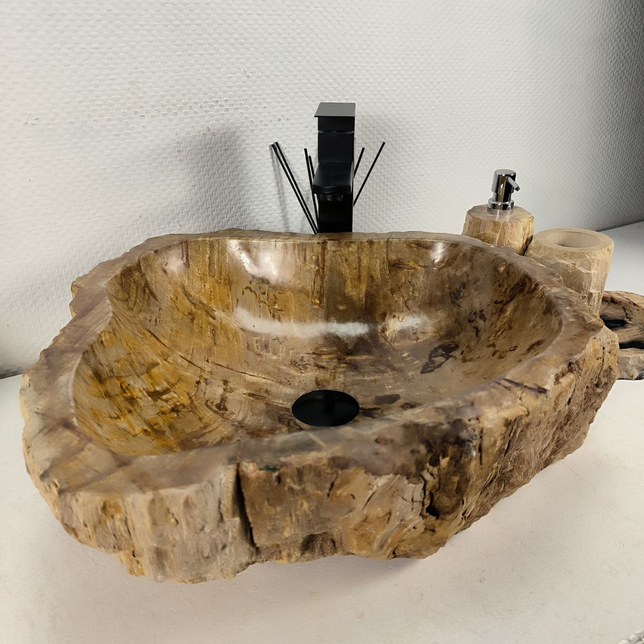 gdq4cdi6uv32gkyma3mg4b0g08j918xf