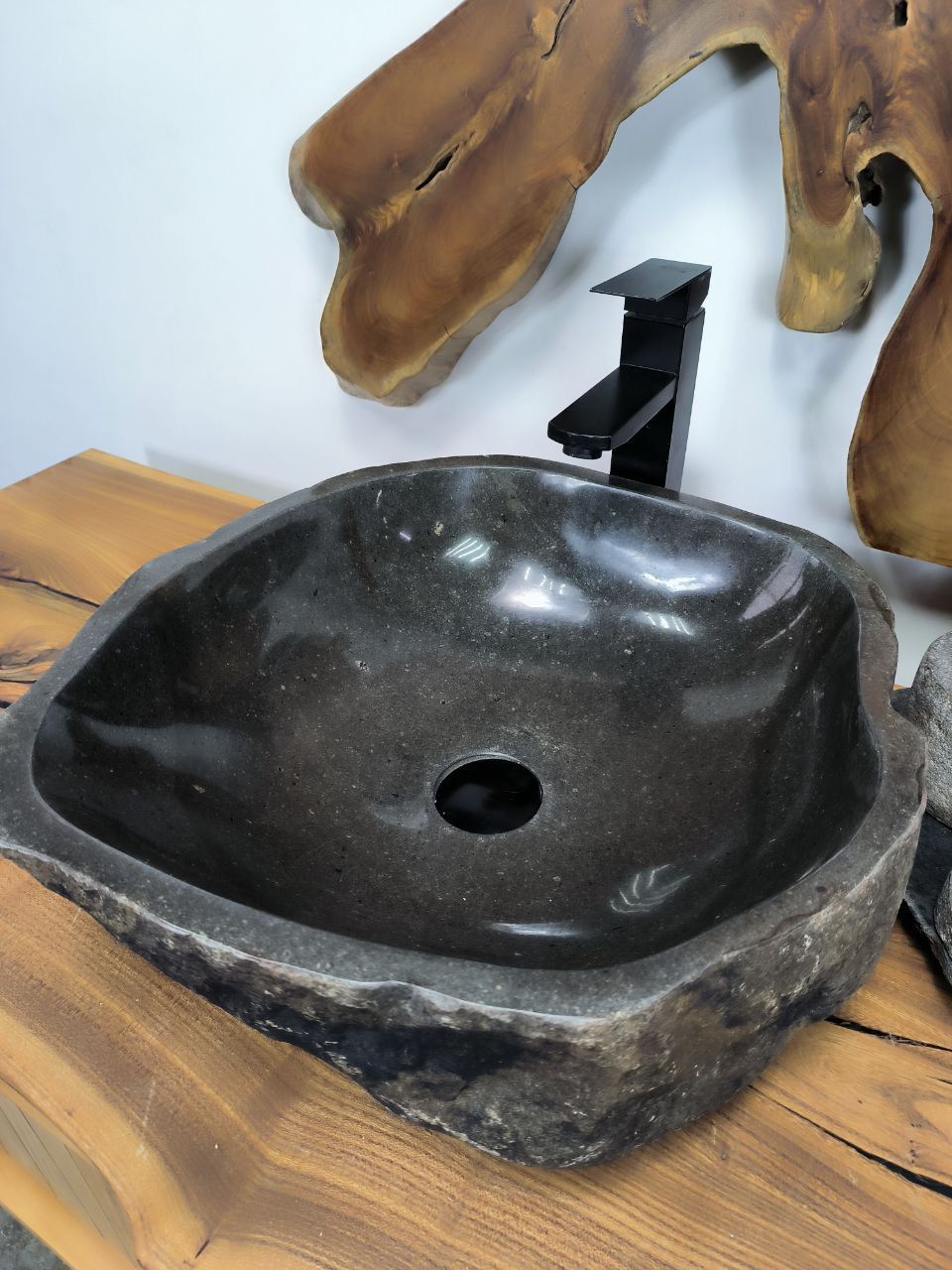 Раковина из речного камня RS-66334 44х44х15 из натурального камня