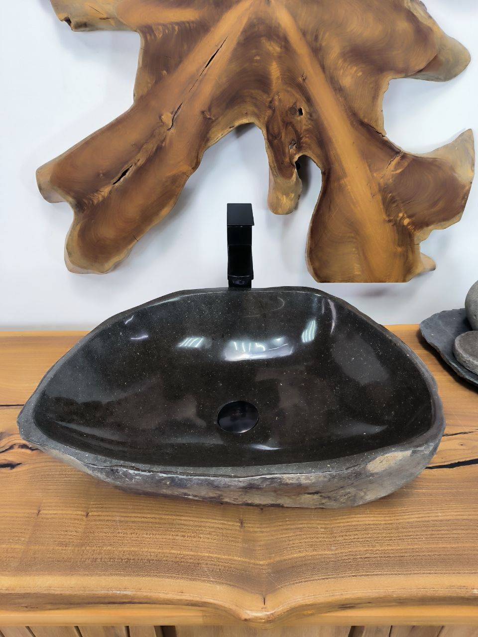 Раковина из речного камня RS-66385 54х41х15 из натурального камня
