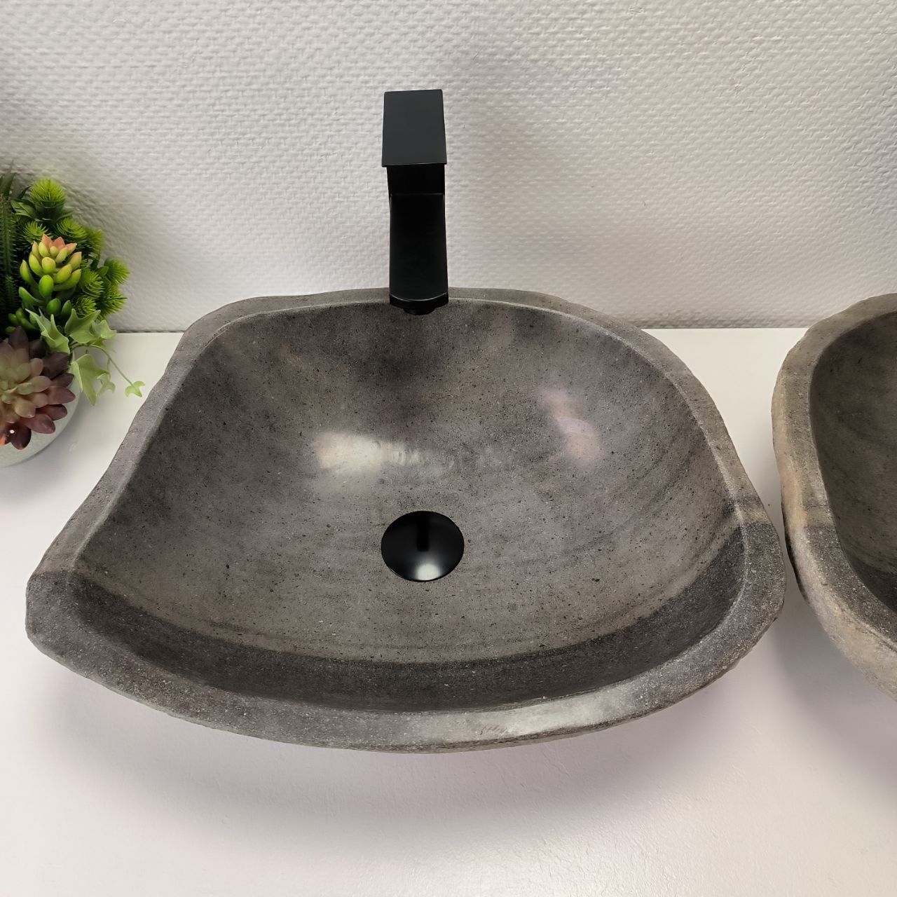 3n7xhf6u6evnge3fuwbubbfqf4dhb89d