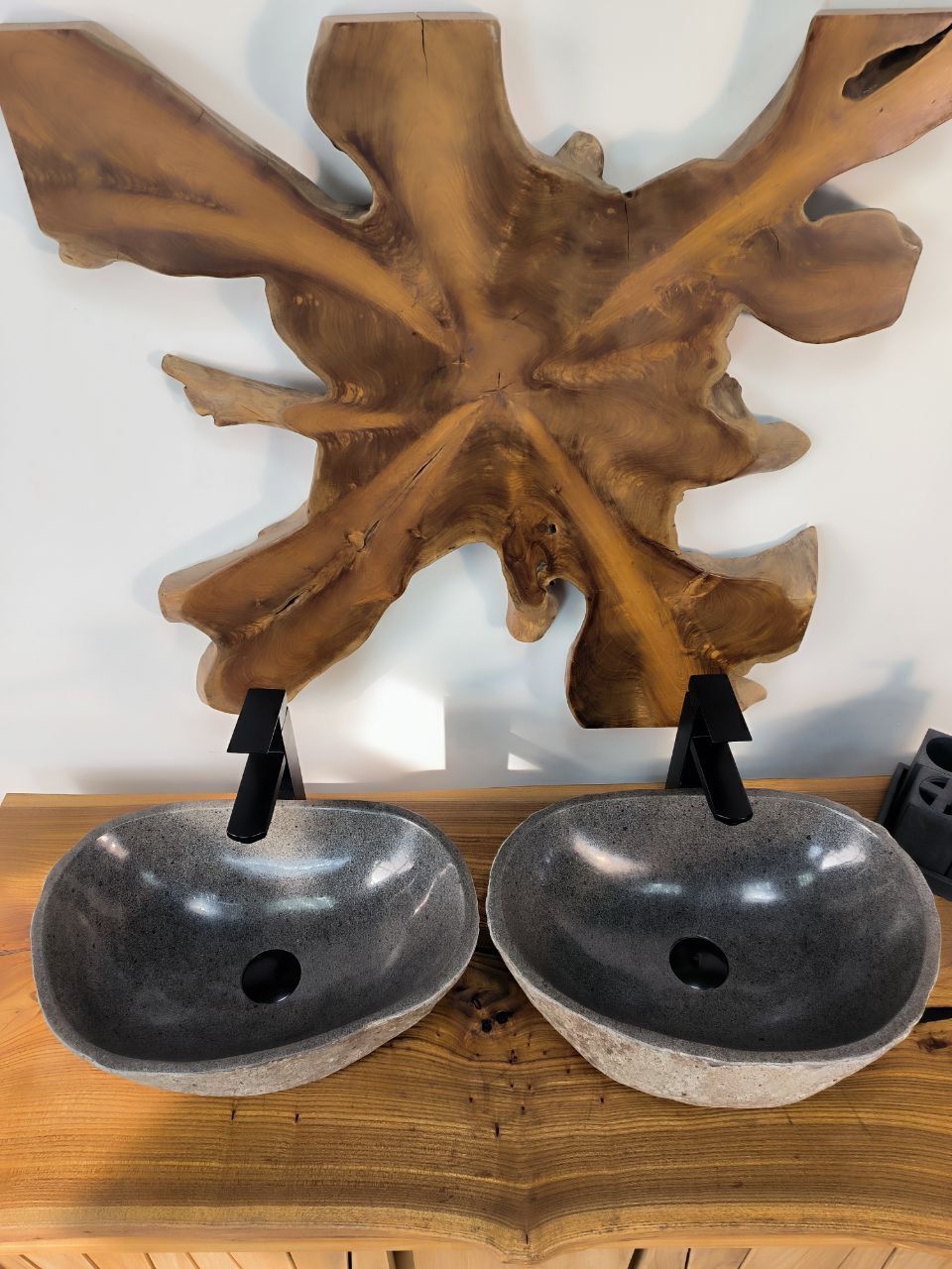 1be90559-3151-4bfd-8f5b-7737f3a87878