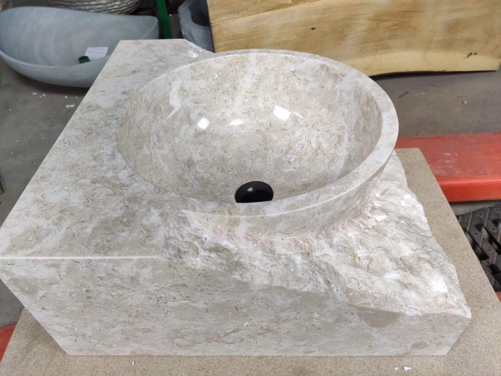 yeiih8m7imgi81phnvdvg2rwj1szx1a5