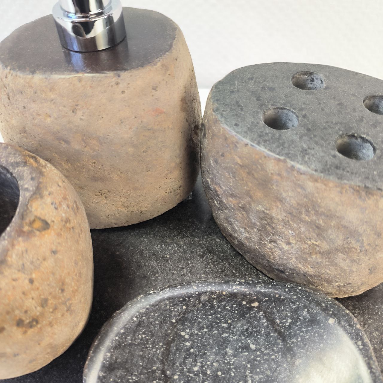 50acce2xa8edz5ljhkab4dg7e71e2liv