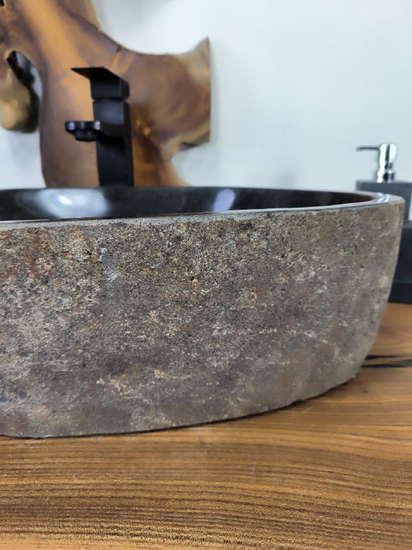 7bc04d74-f2b7-48b4-bc78-8711fd647922