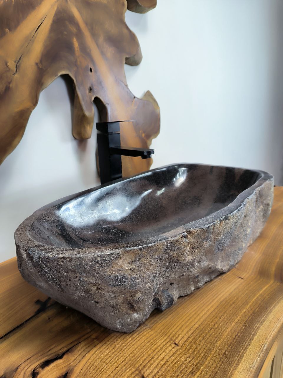 0b1769e1-668f-47da-b6b9-9f4a16c52c93