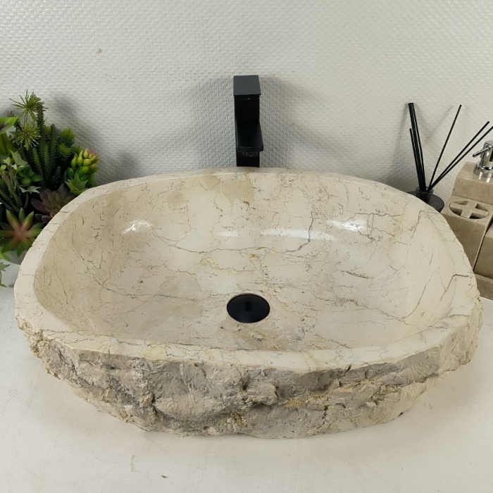 00hr2yoyngznaeokc9tiry8qxwgaxqem