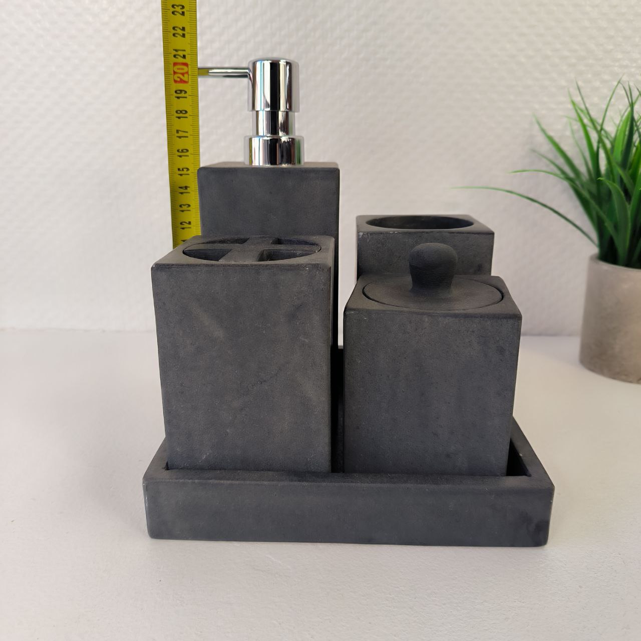 5efc771f-8375-457a-b1bb-e11c88ed9b77