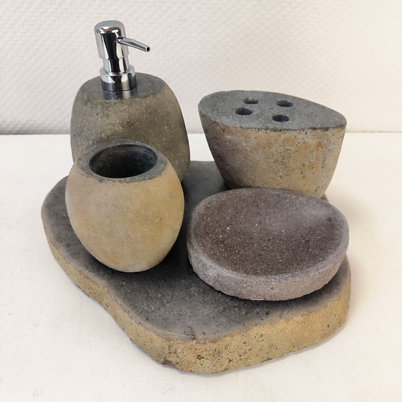 0o4x56htpaxesz2oo6tiraphjbmv3no7