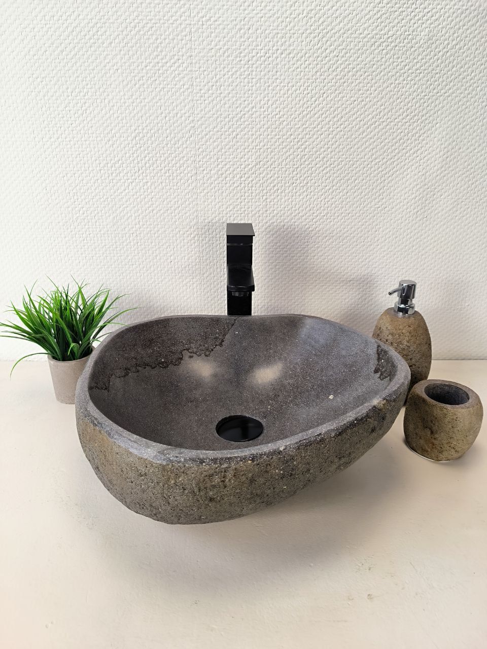 Раковина из речного камня RS-65988 43х40х15 из натурального камня