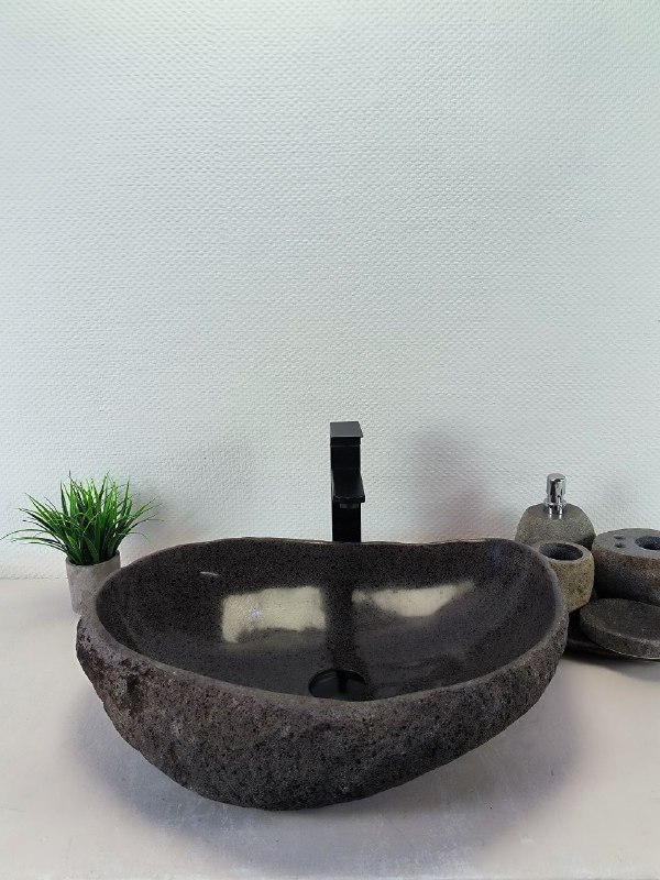 3c8fe9a9-0228-4595-a282-f5dca8f79ba8