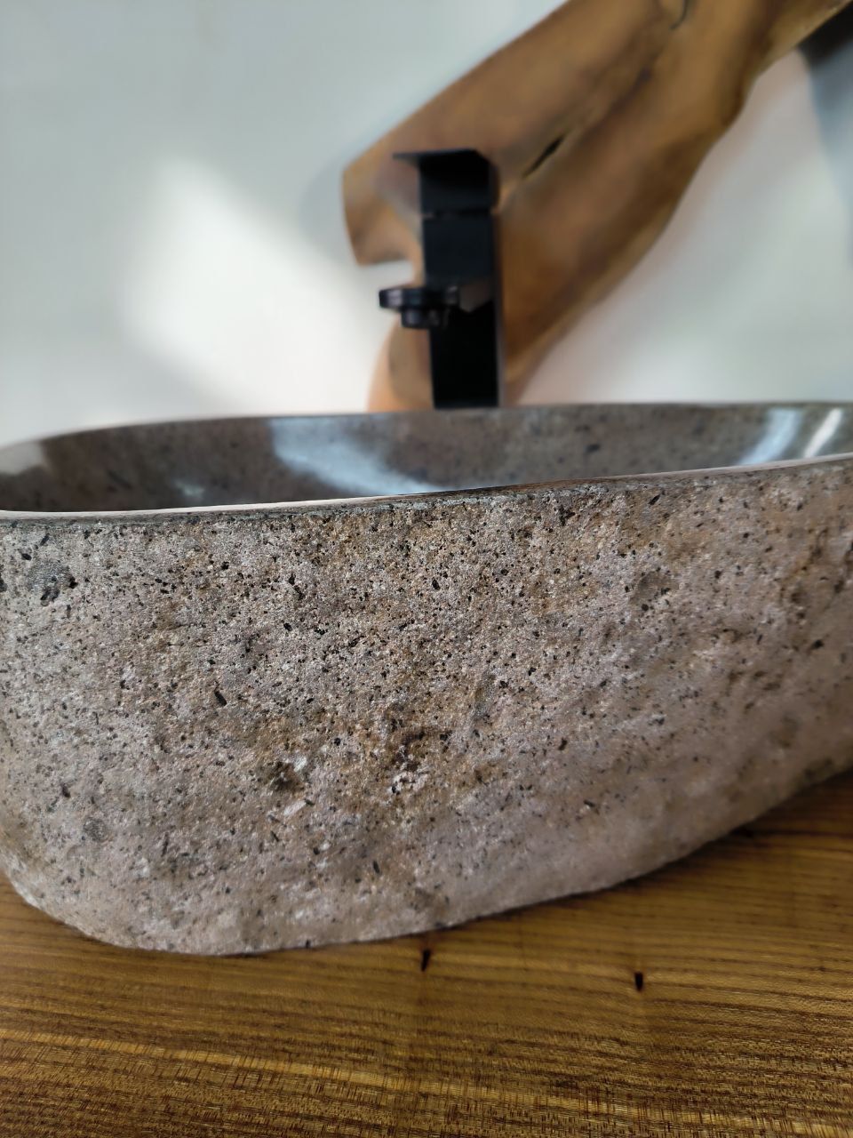 Раковина из речного камня ПАРА! RS-66662 49х34х15 из натурального камня