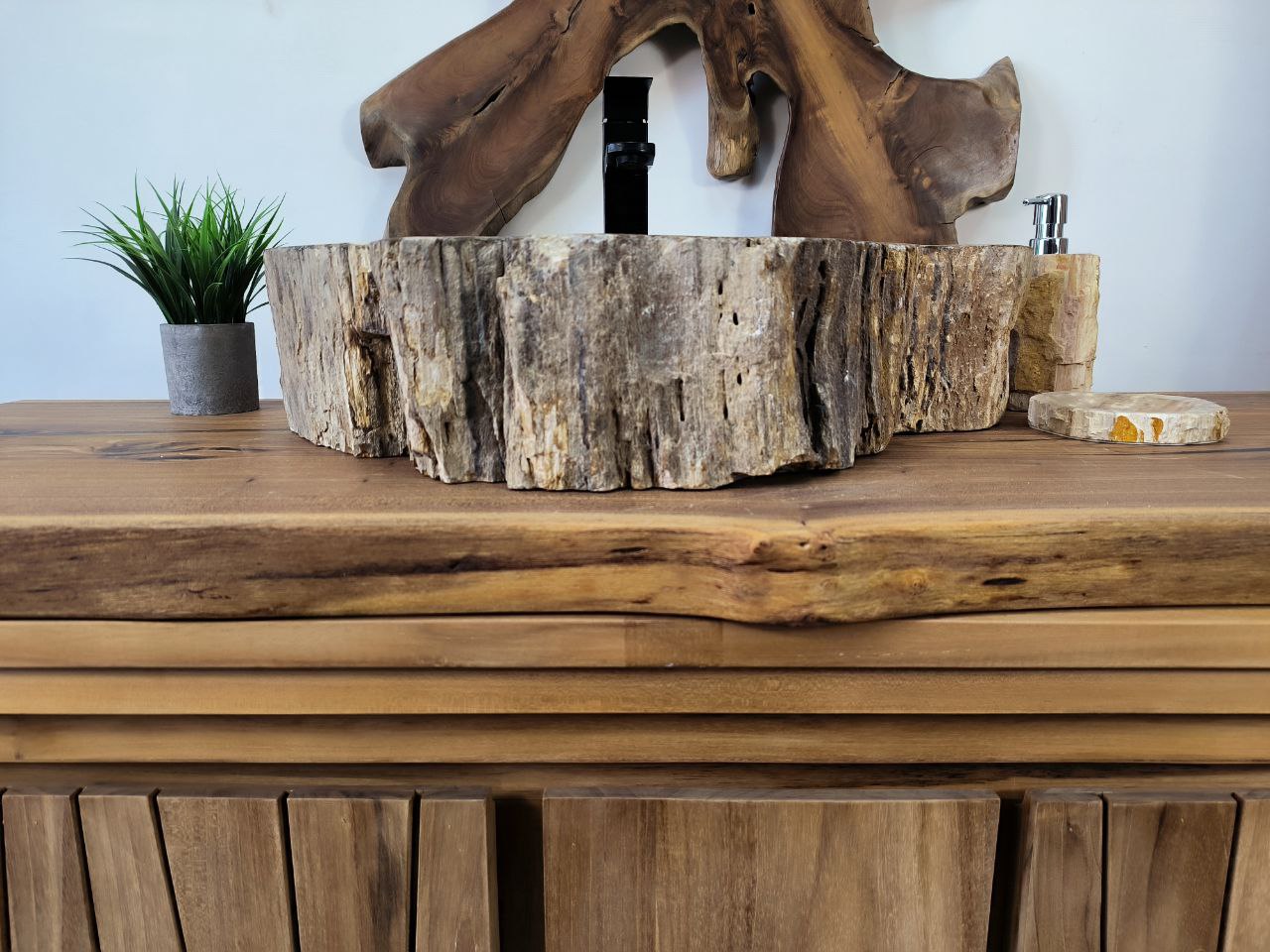 photo_2025-05-15_12-27-06