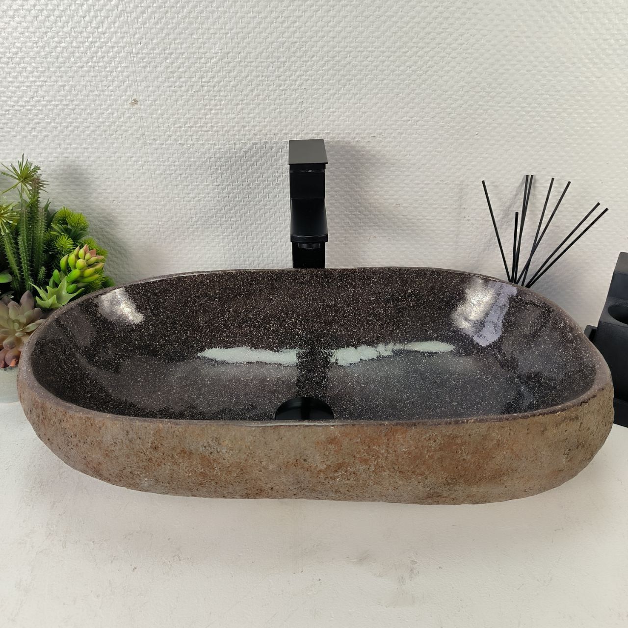 Раковина из речного камня RS-65047 58*34*15 из натурального камня