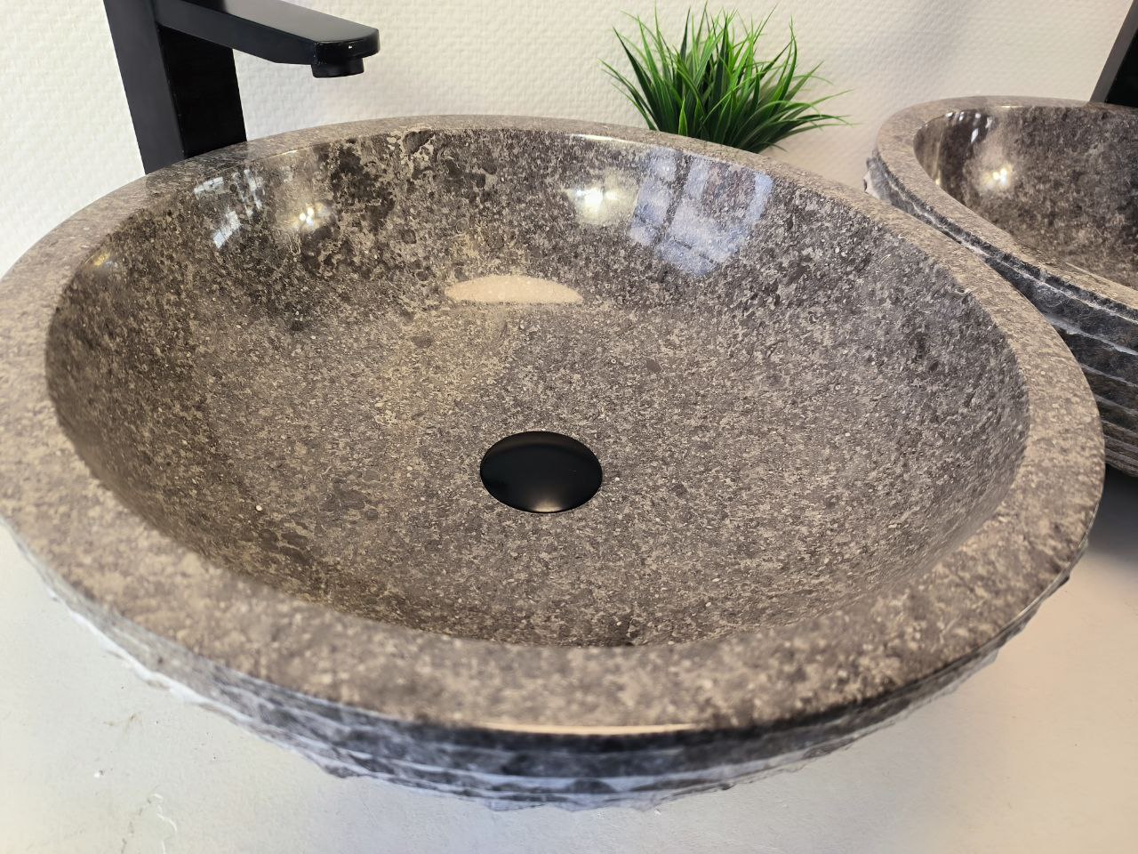 photo_2025-04-11_17-15-36